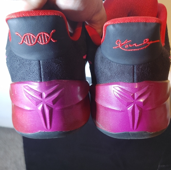 Nike Kobe AD Men's Black and Red Athletic Shoes - Picture 14 of 15